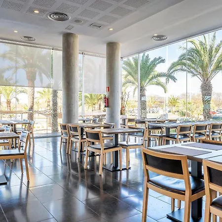 Port Hotell