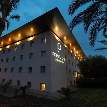 Port Hotell 4*
