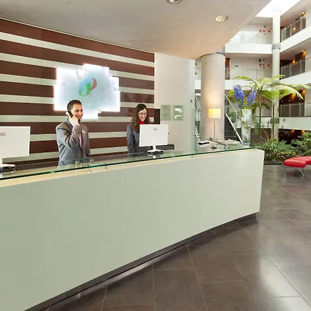 Otel Port 4*