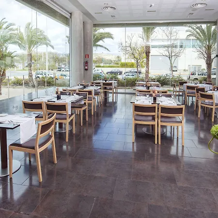 Otel Port 4*