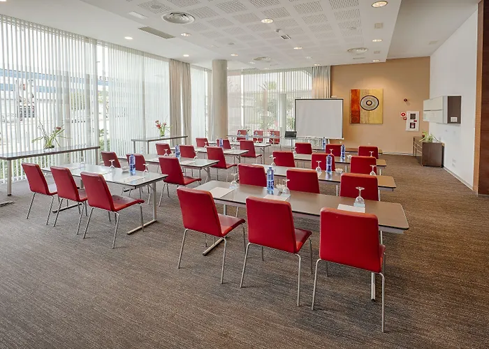 酒店 埃尔切港酒店 4*