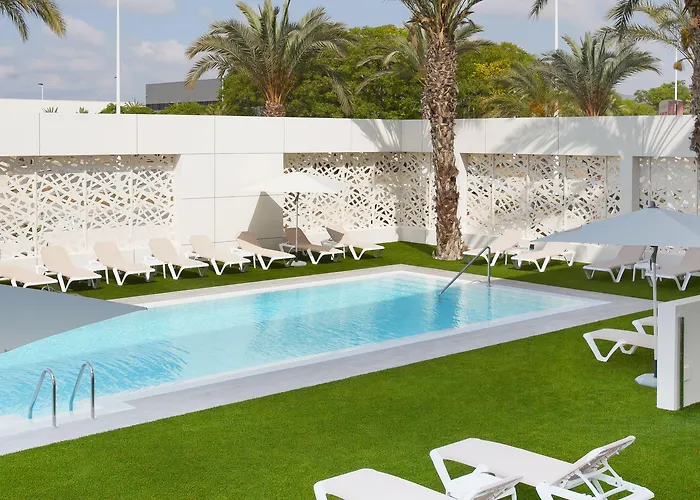 酒店 埃尔切港酒店 4*